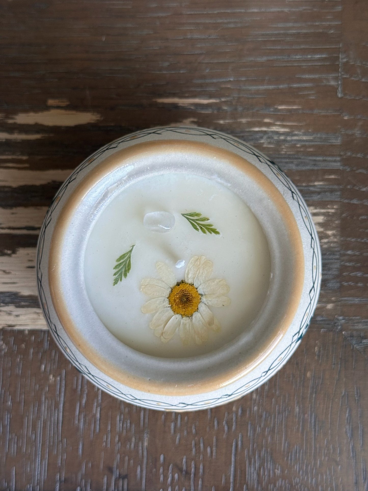 Golden Bloom - Luna