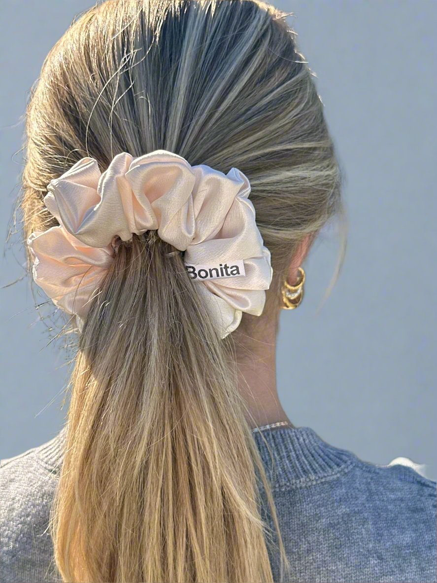 Ivory Cream - Bonita Scrunchie