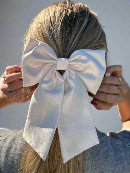 Ivory Cream - Coquette Bow