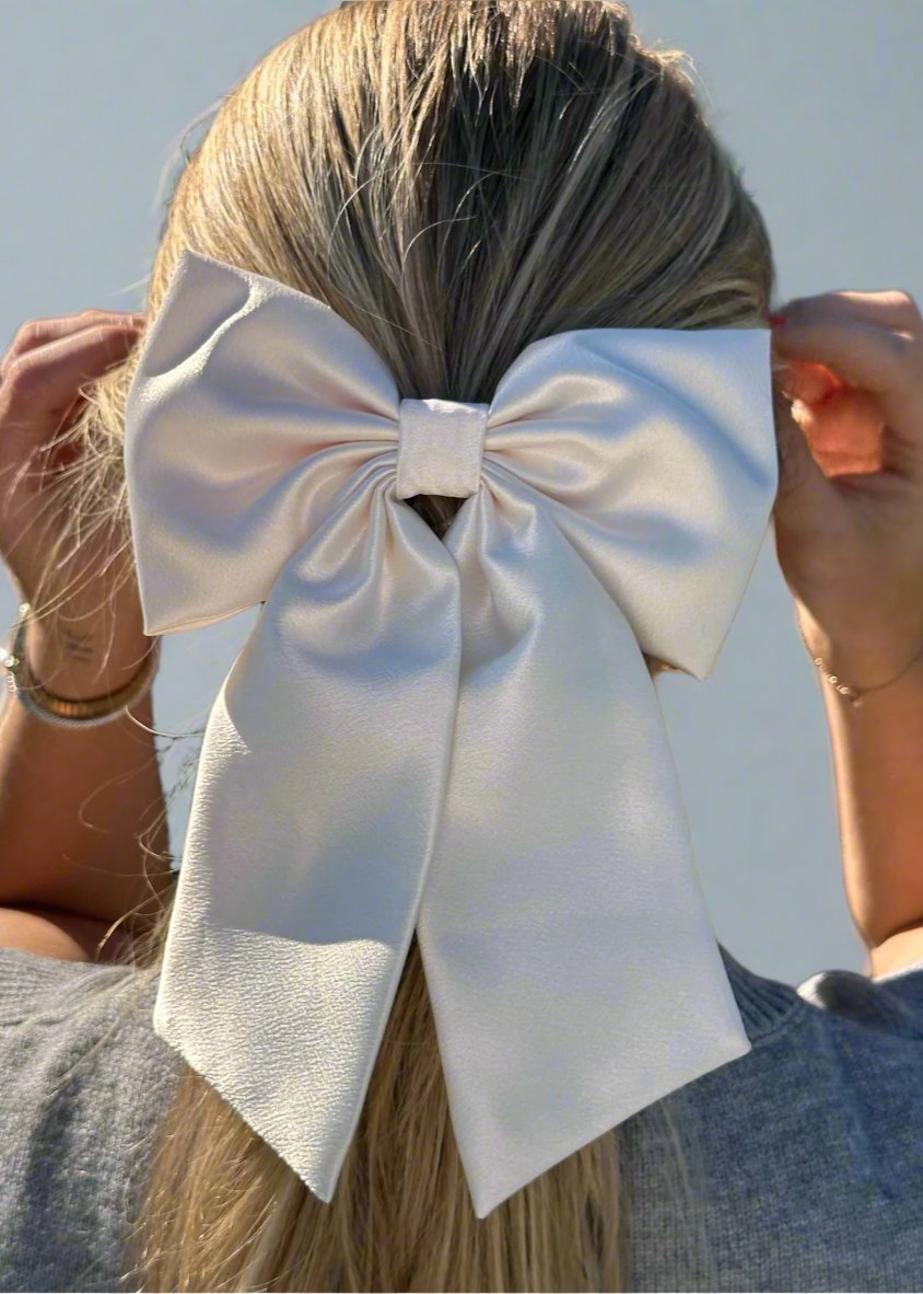 Ivory Cream - Coquette Bow